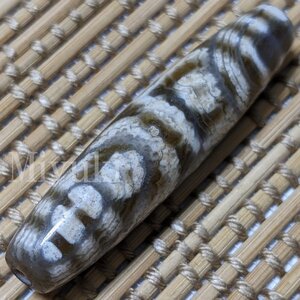 御幸天珠 AZ07402 ドラゴンマーク 四眼天珠 56x13mm 一目で忘れられないインパクト 4眼天珠 ドラゴンライン