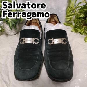 Salvatore Ferragamo ローファー ダブルガンチーニ ブラック サルヴァトーレフェラガモ シューズ 男性 メンズ ベロア レザー 金具 シルバー