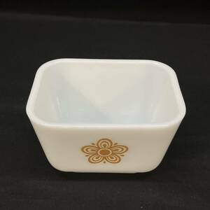 OLD PYREX オールドパイレックス バタフライゴールド リフリッジレーダー S ミルクガラス アメリカ製 洋食器