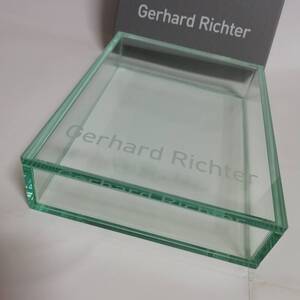 ゲルハルト・リヒター　ガラスの箱　Gerhard Richter　glass box　ガラスボックス