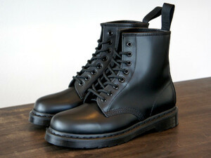 ★ 26cm（UK7）★ Dr.Martens ドクターマーチン 1460 MONO モノ 8ホール 14353001 ブラック ブーツ 人気 (新品)(即決)(正規品)