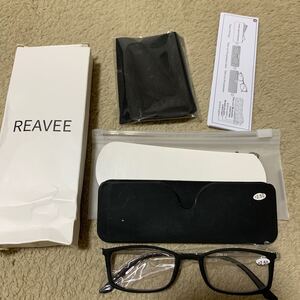 604t2809☆ [REAVEE] 超薄型レンズ 老眼鏡 携帯用 ケース付け コンパクト ポケットに収納 軽量 男女兼用 おしゃれ 度数 「+1.0~+3.5」