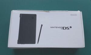 ⑤8698 【中古・美品】 NINTENDO ニンテントー DSI Black