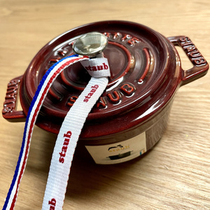 【国内正規品】Staub　ピコ・ココット　10 CM　グレナディンレッド　ストウブ