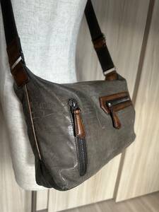 特注60万 CURIOSO Scrit Seta Carf Leather Bag ベルルッティ クリオーゾ セタカーフ ショルダーバッグ スクリット模様 限定品 完売