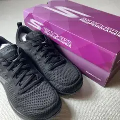 SKECHERS スケッチャーズ　ゴーウォークトラベル