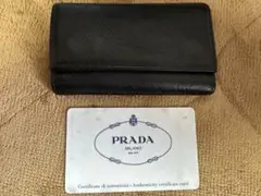 【美品】PRADA　キーケース　6連　 サフィアーノ シルバー金具 ブラック