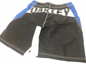 即決高級ヴィンテージ OAKLEY オークリー 32 サーフ ハーフ パンツ 海パン ショーツ L LL XL ビーチ バレー デカ ロゴ BIG LOGO 水着 BMX