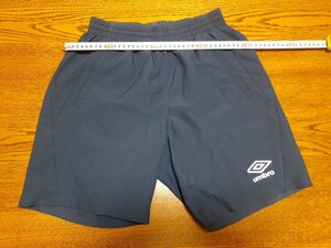 【中古品】UMBRO製 　トレーニング ショートパンツ 　Sサイズ　紺色