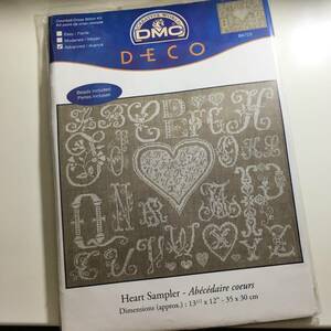 【未使用・送料無料】クロスステッチ Creative Worle DMC DECO Cross Stitch Heart Sampler Abecedaire coeurs 手芸 刺繍