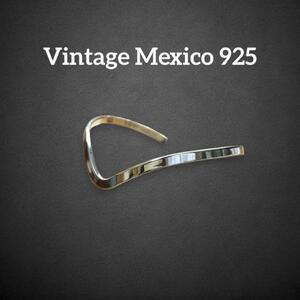 【美品】　メキシカンジュエリー　ヴィンテージ　バングル　SV925 メキシカン アクセサリー Mexico TM - 96 925 ブレスレット　V字　at16