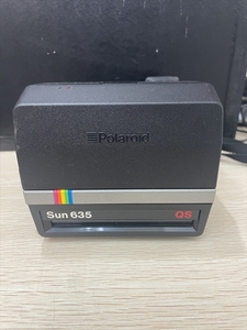 上13265 昭和レトロ Polaroid ポラロイドカメラ インスタントカメラ Sun 635 QS 動作未確認 ジャンク品 本体のみ