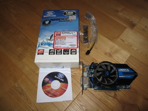 SAPPHIRE RADEON HD5750 VAPOR-X 1G GDDR5 11164-04-20R中古になります。