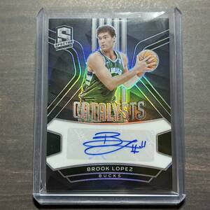 Brook Lopez - Milwaukee Bucks Catalysts Signatures Auto /99 2023-24 Panini Spectra Basketball NBA Autograph 直筆サイン