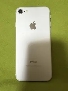 iPhone7 シルバー32G