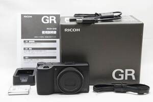 【適格請求書発行】美品 RICOH リコー GR III 24.2MP APS-C コンパクトデジタルカメラ 元箱付【アルプスカメラ】241101d