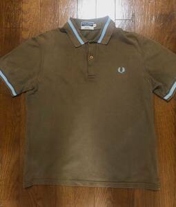 フレッドペリー　FRED PERRY 稀少カラー：ポロシャツ MADE IN ENGLAND