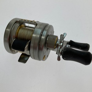 □□ SHIMANO シマノ カルカッタ CONQUEST 100DC 01865 傷や汚れあり