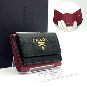 希少◆未使用級◆PRADA プラダ 三つ折り財布 ３つ折り バイカラー サフィアーノレザー 金ロゴ ブラック ピンク