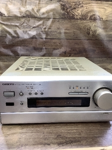 U1a ONKYO R-810M TUNER AMPLIFIER チューナーアンプ 通電のみ確認済み 現状品