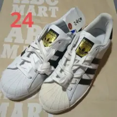 adidas スニーカー レディース メンズ  キッズ