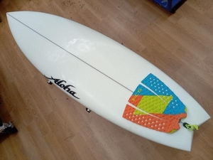 サーフボード ALOHA BLACK DOT アロハ ブラック ドット 5’7” x 19 5/8 x 2 3/8 28.97L