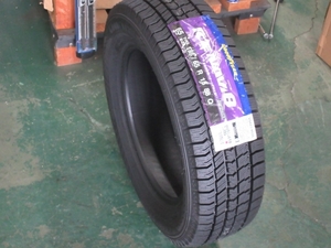 グッドイヤー　アイスナビ８　スタッドレス　１８５／６５Ｒ１５　２０２１年　４３週　新品　１本のみ