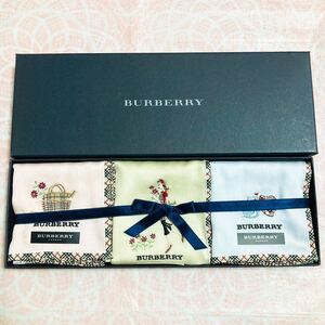 【レア】新品/BURBERRY/女の子/ハンカチ/正規品/綿100%/未使用/即決あり/匿名発送/バーバリー/ノバチェック/レディース/バッグ 帽子 柄/