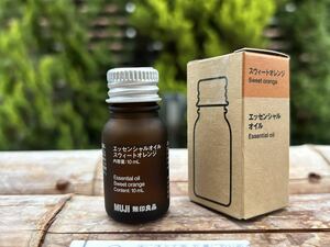 無印良品 エッセンシャルオイル スウィートオレンジ 10ml 花木 果実 柑橘 フレッシュな香り 果皮 圧搾法