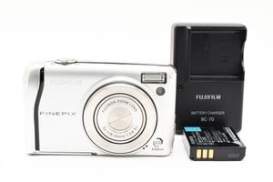 ◆希少◆ フジフィルム FUJIFILM FinePix F40fd シルバー コンパクト デジタルカメラ #4773