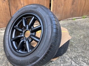 ＢＲブラックレーシング８本スポーク　14ｘ6ｊ+22　ｐｃｄ１１４．3　175/70Ｒ１４　ヨコハマブルーアース４本セット