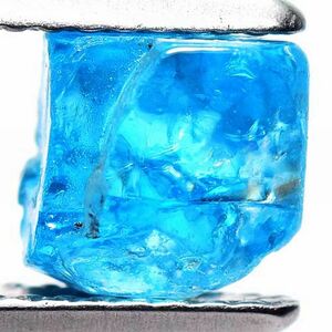 【世界の原石:ブルージルコン 3.85ct:4383】非加熱 マダガスカル産 Natural Blue Zircon Rough 鉱物 宝石 標本 jewelry Madagascar