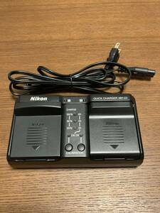 Nikon クイックチャージャー MH-22 EN-EL4a/EN-EL4専用 充電器 美品 カバー2個付き D3X/D3s/D3/D700/D300s/D6