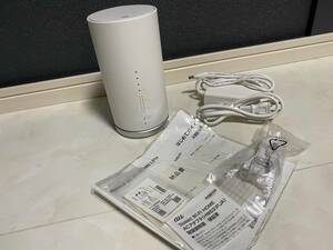 ②Wi-Fiルーター SPEED Wi-Fi Home スピードワイファイホーム HWS32MWU ホームルーター ホワイト 無線LAN 現状渡し