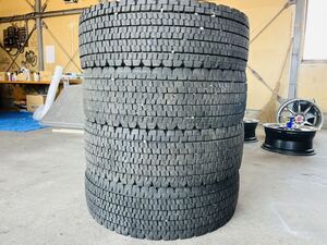 245/70R19.5 136/134J BS W900 大型トラック用スタッドレスタイヤ ホイール付き(おまけ) ４本セット