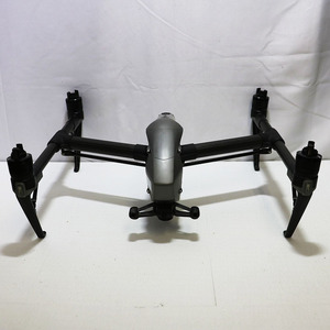 DJI INSPIRE 2 ZENMUSE X5S Model：T650A 技適マーク有 中古並品