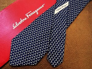 ★並品★4R00221【FERRAGAMO】フェラガモ「アシカ オットセイ 柄」ネクタイ