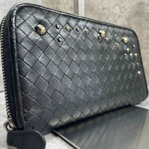 【美品 希少】BOTTEGA VENETA ボッテガヴェネタ イントレチャート 長財布 メンズ ラウンドファスナー ブラック レザー スタッズ ビジュ