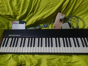 レア品　Syntauri Corp. alphaSyntauri keyboard/interface card/foot pedals/SYtem Soft コピーのマニュアル　曲データディスク