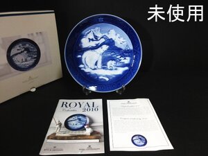 XD521△ ロイヤルコペンハーゲン / イヤープレート / 2010年 / 直径18cm / スタンド 箱入り / 陶器 洋食器 飾り皿 / 未使用