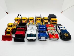 マッチボックス ミニカー まとめて12個　MATCHBOX トラック ダンプカー パトカー 