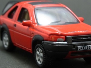 ★日曜夜★ルース★LAND ROVER FREELANDER★CARARAMA★HONGWELL★1/72