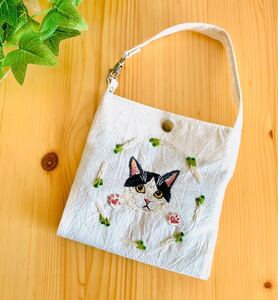 ネコ刺繍♪長～いお買い物バッグ♪長ネギ・ごぼう♪リネンカラー♪ハンドメイド ♪お買い物のお供に♪コットンリネン