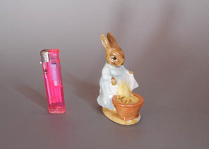 陶器市x Beswick　 ピーターラビット 置物　フィギュリン　セシリ・パセリ 置物　動物 　ビアトリクスポター Beatrix Potter Peter Rabbit