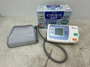 【R-4-R21】　　オムロン 自動血圧計 HEM-762 ファジィ