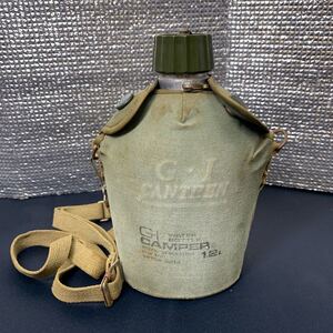 ★大阪堺市/引き取り可★G・I CANTEEN ミリタリー 水筒 アウトドア 1.2L CAMPER レトロ ウォーターボトル 携帯用 キャンプ 山登り★