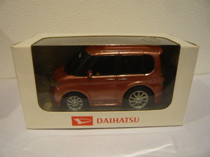 DAIHATSU　TANTO　CUSTOM　プルバックカー（タント　カスタム）　