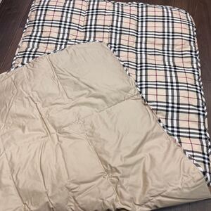 【970d76b6】中古保管品　BURBERRY LONDON 羽毛ひざ掛け　150ｘ70㎝ 綿100％　ブランケット　チェック柄　ブラウン