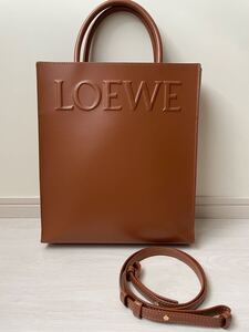 【ロエベ】スタンダード A4 トートバッグ　タン　ブラウン　ショルダーバッグ　カーフレザー　LOEWE loewe 茶色　ハンドバッグ