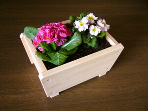 木製　ひのき　プランター 　植木鉢　Ｓサイズ（幅25cm×奥行17cm×高さ13cm）